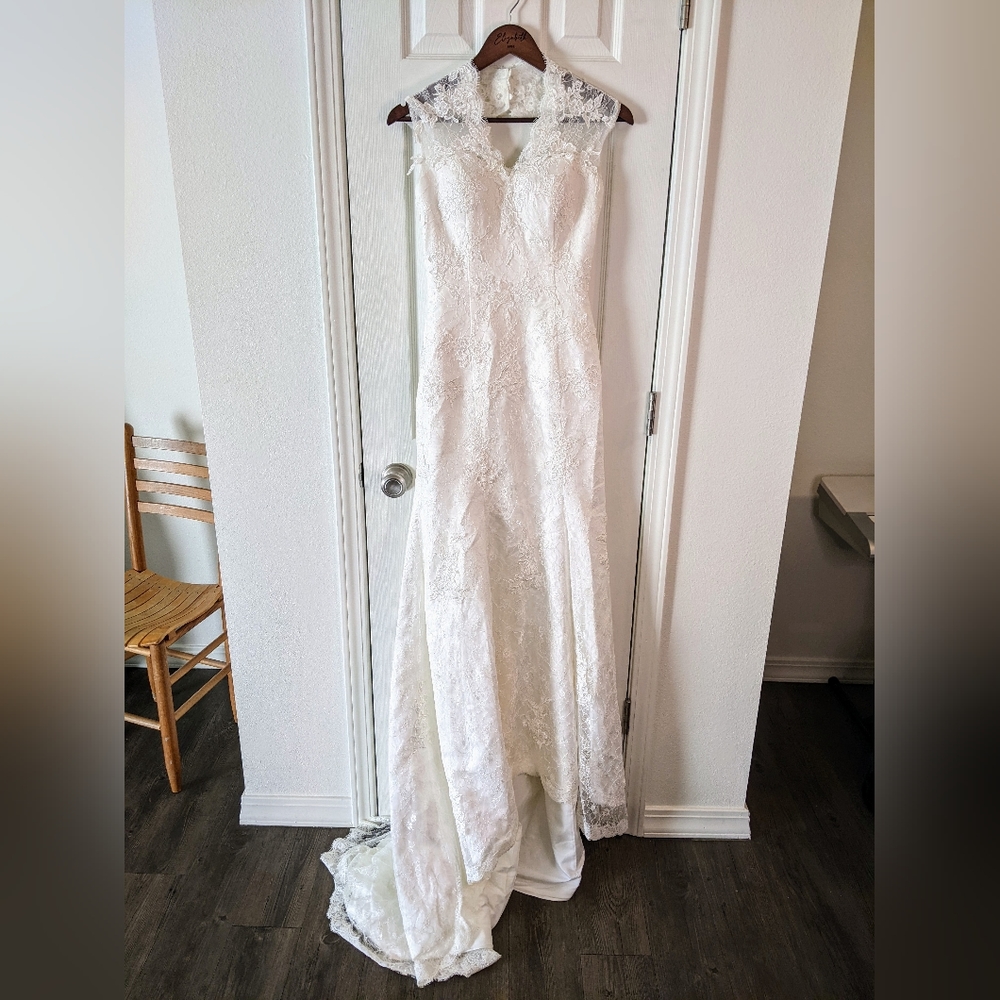 Ivory Anya Wedding Dress Size 2 - Picture 2 of 8